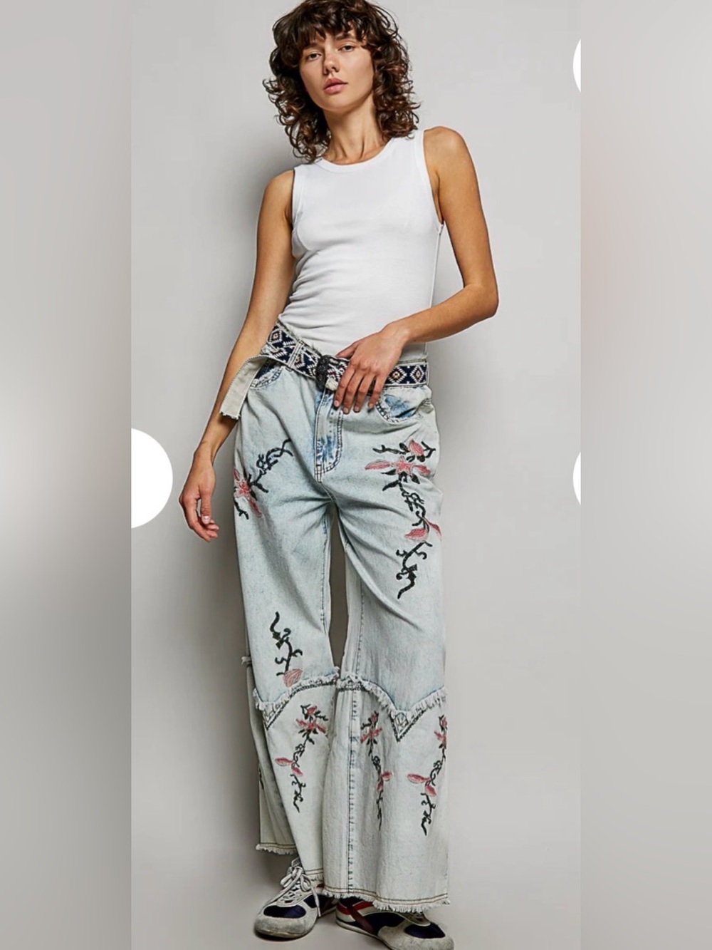 New POL Embroidered Wide-Leg Jeans ~ Light Wash - Picture 2 of 14
